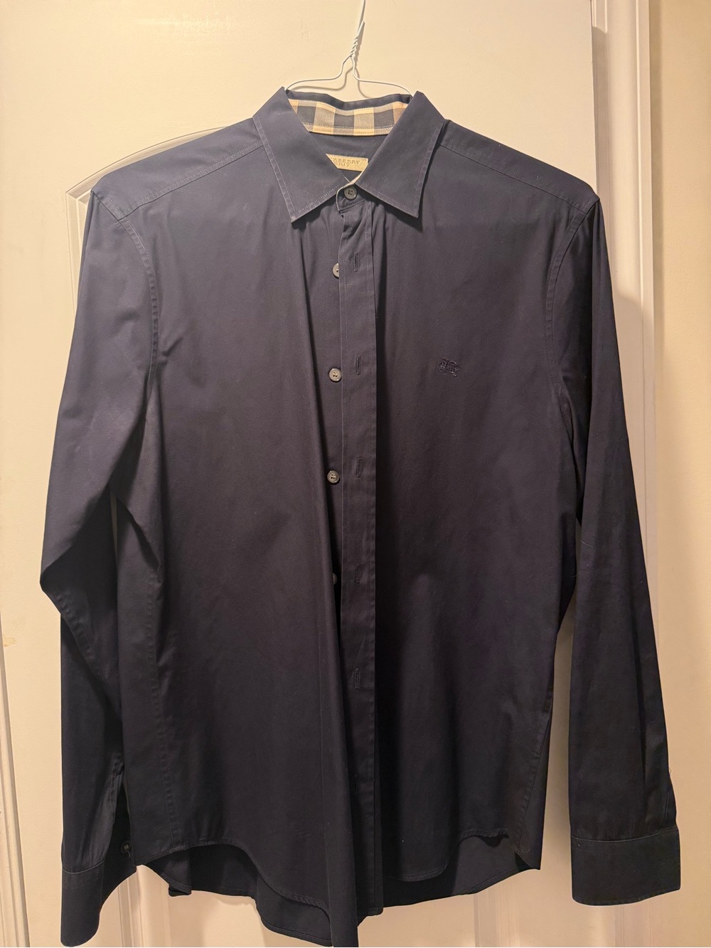 Burberry Men's Navy Long-Sleeve Button-Up Shirt - Classic Dress Shirt